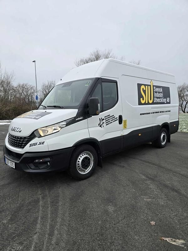 Begagnad Iveco Daily 136 HK (100 kW) 2022 Van