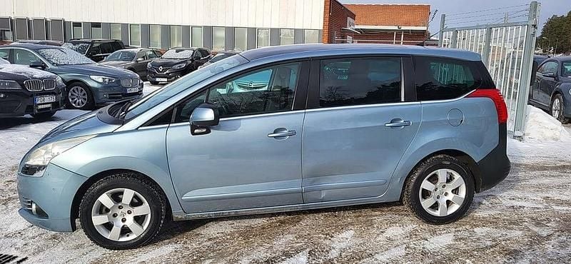 Begagnad Peugeot 5008 Business-Line 120 HK (88 kW) 2010 Blå Minibuss