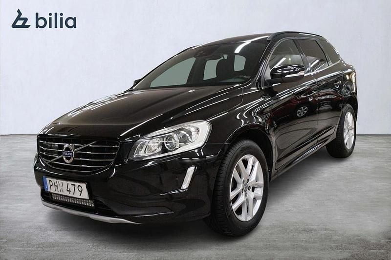 Svart Begagnad 2017 Volvo XC60 Momentum SUV | 239 000 kr (Superpris) - Bild 1/3