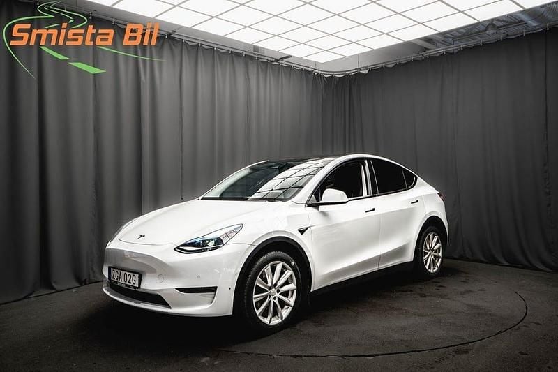 Begagnad Tesla Model Y Long Range AWD 378 kW (514 HK) 2021 Vit SUV