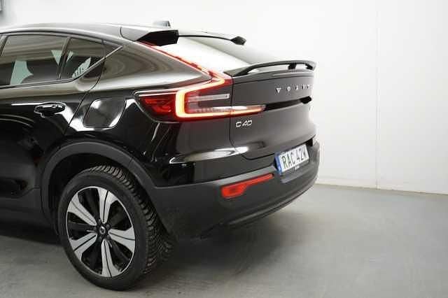 Begagnad Volvo C40 Core 169 kW (231 HK) 2022 Svart SUV
