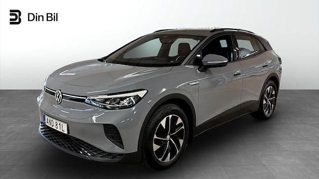 Grå (moonstone grey) Begagnad 2023 VW ID.4 Pro Performance SUV | 364 900 kr (Superpris) - Bild 1/4