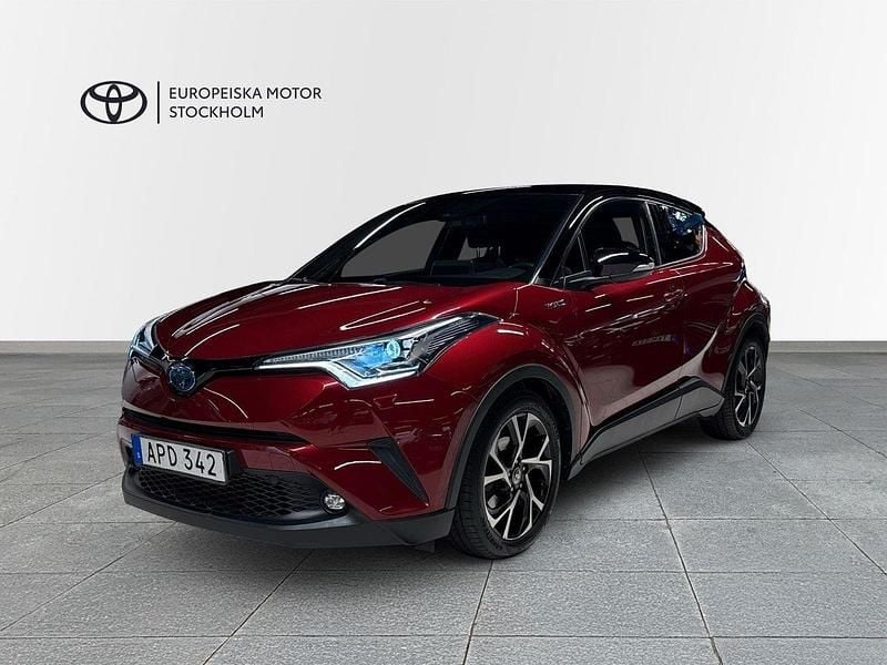 Röd Begagnad 2019 Toyota C-HR+ Edition SUV | 224 900 kr (Marknadspris) - Bild 1/3