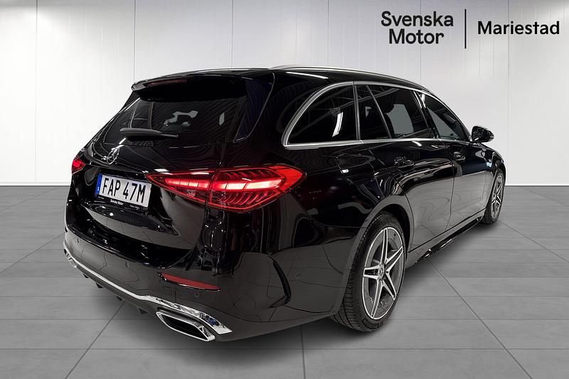 Begagnad Mercedes C300e AMG 313 HK (230 kW) 2022 Svart Kombi