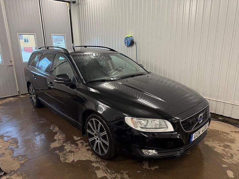 Svart Begagnad 2014 Volvo V70 Dynamic Kombi | 83 000 kr (Bra pris) - Bild 1/4