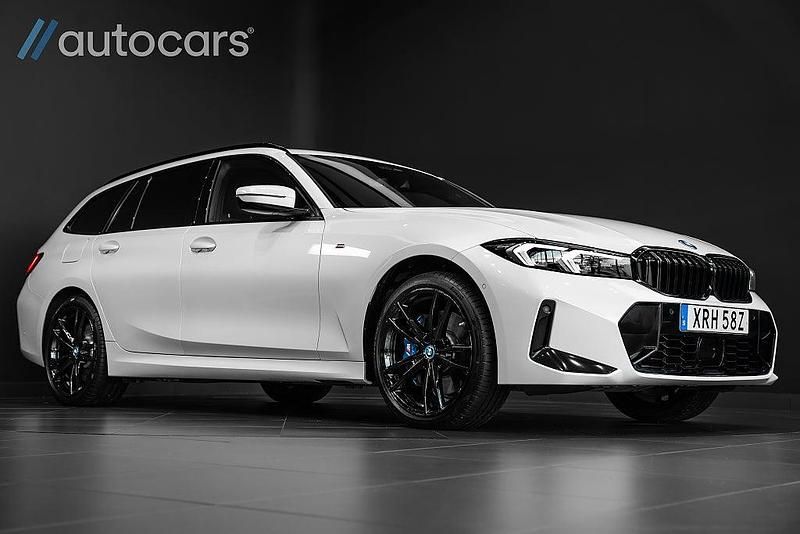 Begagnad 2024 BMW 330e M Sport Kombi | 468 750 kr - Bild 1/4