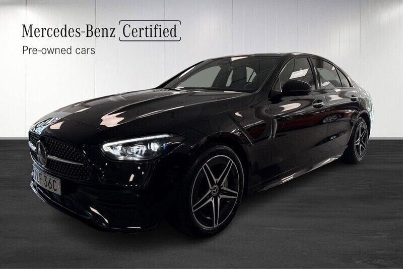 Svart Begagnad 2022 Mercedes C300e Premium Sedan | 499 900 kr (Dyr) - Bild 1/4