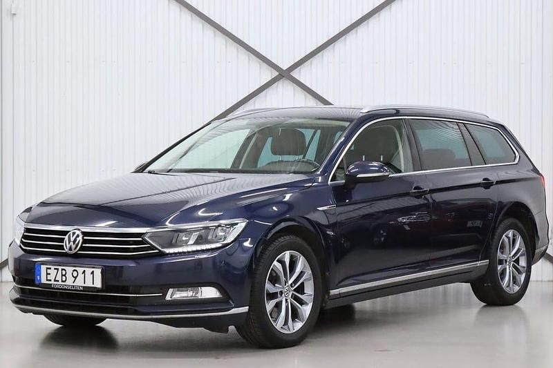 Begagnad VW Passat 190 HK (139 kW) 2015 Mörkblå Kombi