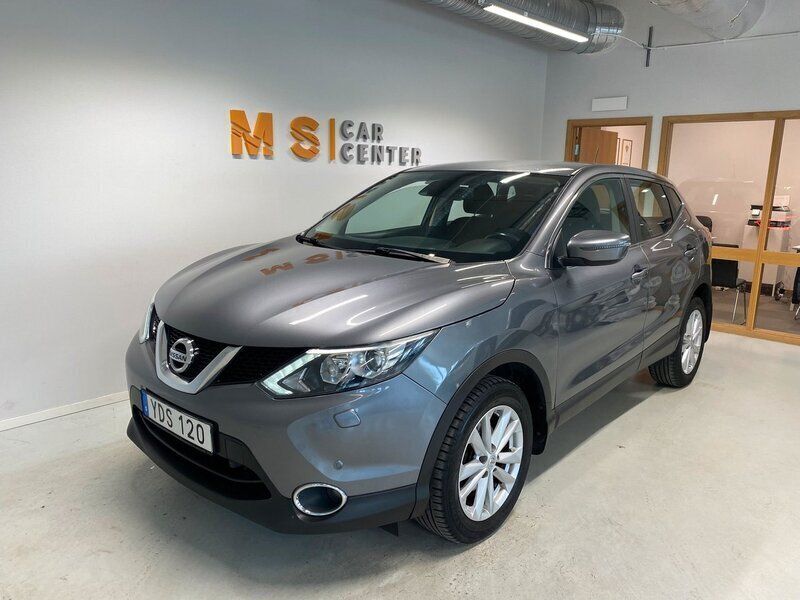 Grå Begagnad 2016 Nissan Qashqai SUV | 129 800 kr (Marknadspris) - Bild 1/4
