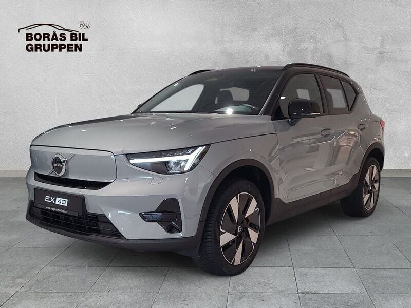 Grå Ny 2024 Volvo XC40 Core SUV | 469 000 kr - Bild 1/4