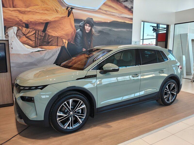 Grön Ny 2025 Skoda Elroq SUV | 580 500 kr - Bild 1/4