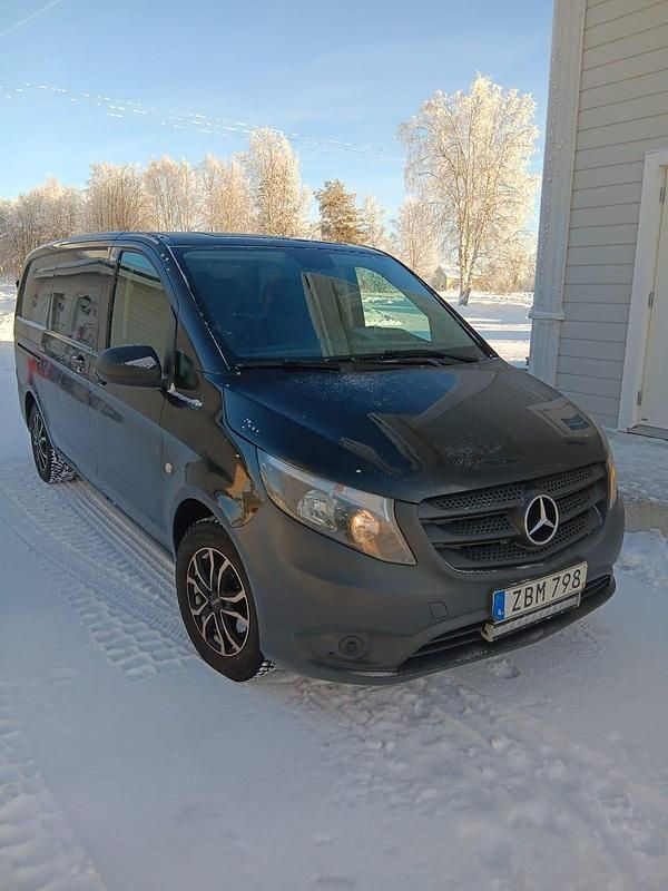 Begagnad Mercedes Vito 163 HK (119 kW) 2018 Svart Van