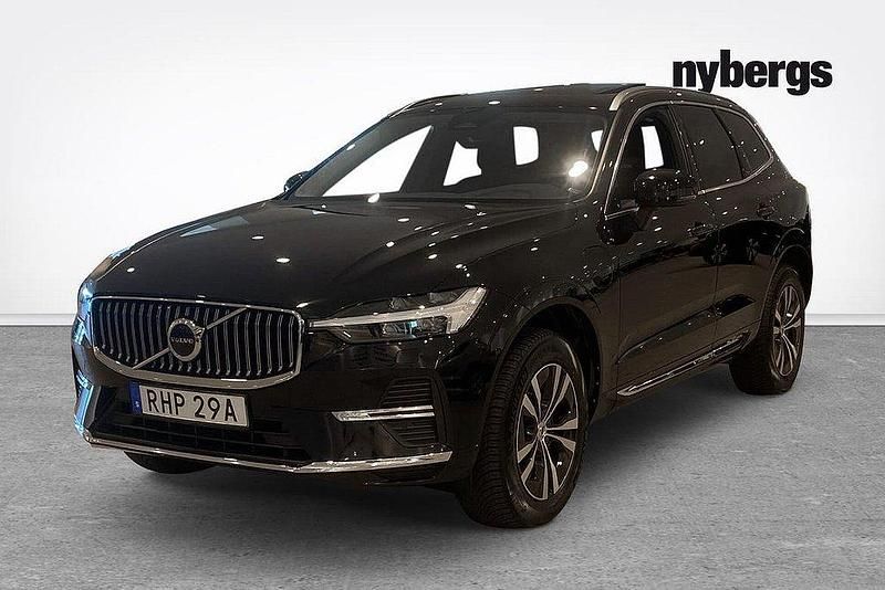 Svart Begagnad 2022 Volvo XC60 Core SUV | 399 000 kr (Bra pris) - Bild 1/4