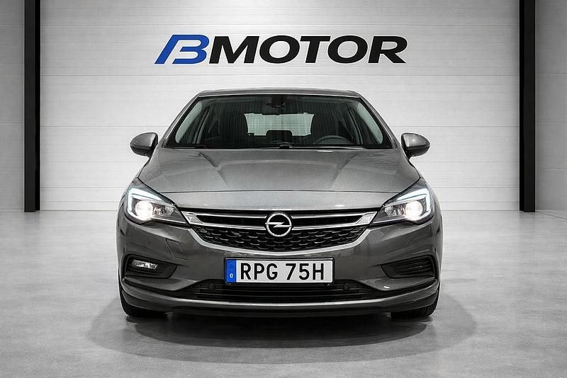 Begagnad Opel Astra Enjoy 110 HK (80 kW) 2019 Grå Halvkombi