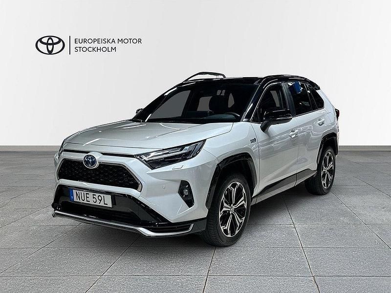 Vit Begagnad 2023 Toyota RAV4 Hybrid Premium SUV | 559 900 kr (Dyr) - Bild 1/4