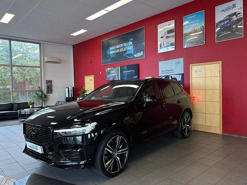 Svart Begagnad 2020 Volvo XC60 R-Design SUV | 429 500 kr (Lite dyr) - Bild 1/4