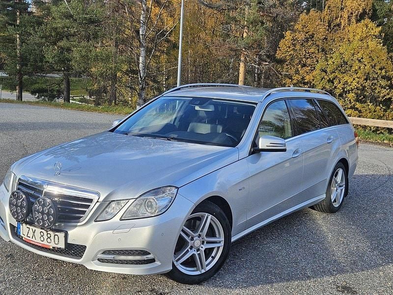 Silver Begagnad 2012 Mercedes E250 Kombi | 110 000 kr (Marknadspris) - Bild 1/4