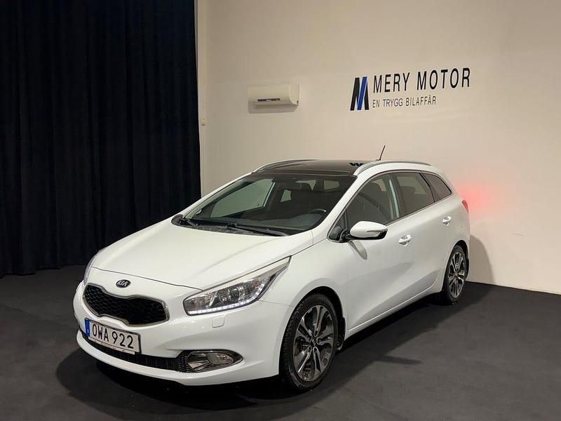 Begagnad Kia Ceed Sportswagon Comfort 128 HK (94 kW) 2015 Vit Kombi