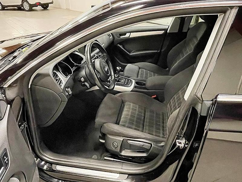 Begagnad Audi A5 Sportback 177 HK (130 kW) 2014 Svart Halvkombi