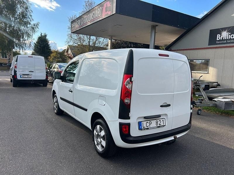 Vit Begagnad 2011 Renault Kangoo Minibuss | 39 900 kr (Lite dyr) - Bild 1/4