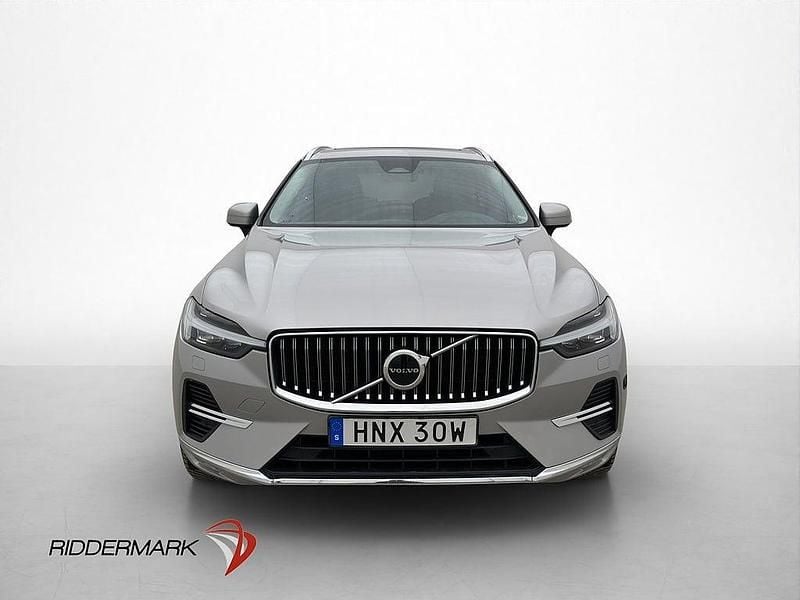 Begagnad Volvo XC60 Plus 350 HK (257 kW) 2022 Silver SUV