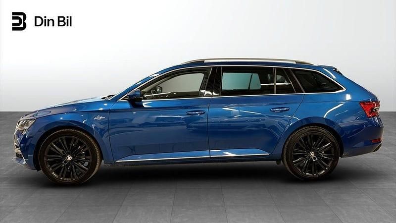 Begagnad Skoda Superb LAURIN & KLEMENT 156 HK (114 kW) 2020 Blå Kombi