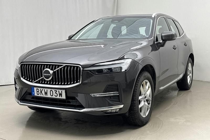 Grå Begagnad 2022 Volvo XC60 Inscription SUV | 399 000 kr (Superpris) - Bild 1/4