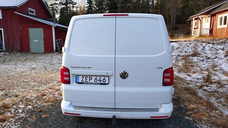 Begagnad VW T6 150 HK (110 kW) 2018 Van