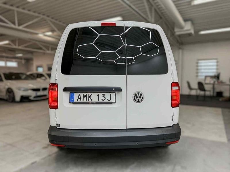 Begagnad VW Caddy 102 HK (75 kW) 2019 Vit Minibuss