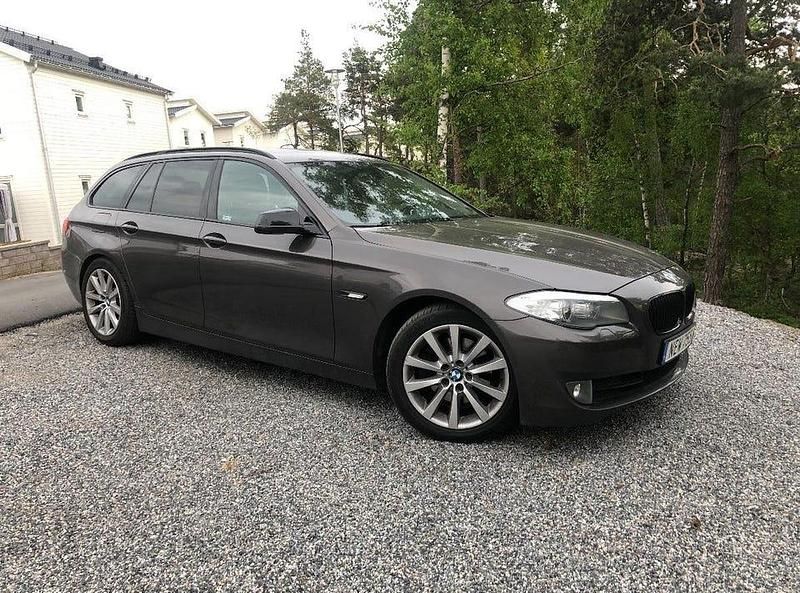 Begagnad 2013 BMW 520 Kombi | 90 000 kr (Bra pris) - Bild 1/4