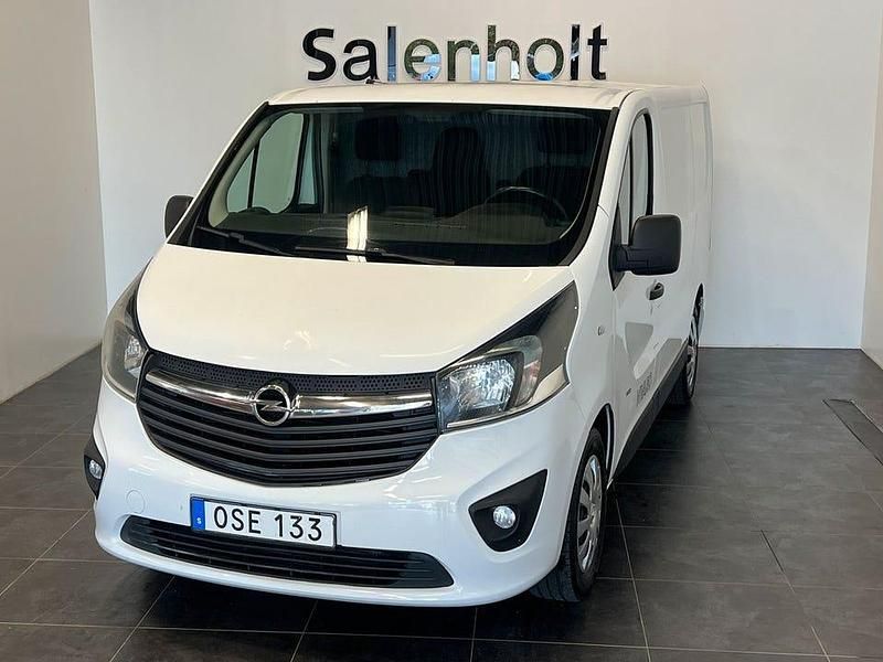 Vit Begagnad 2015 Opel Vivaro Van | 84 900 kr (Superpris) - Bild 1/4