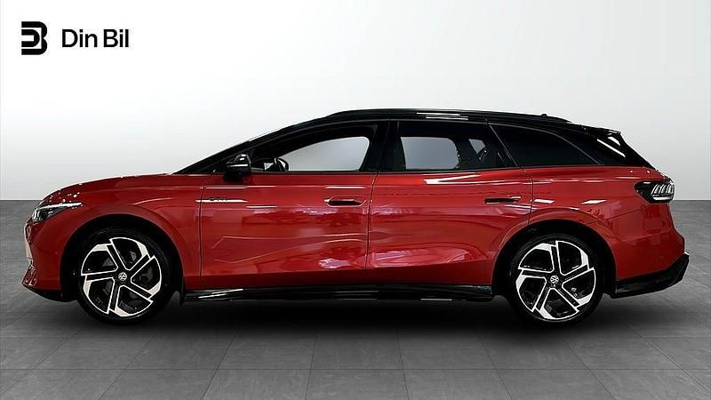 Begagnad VW ID.7 GTX 250 kW (340 HK) 2025 Röd Kombi