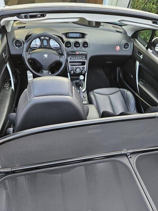 Vit Begagnad 2010 Peugeot 308 CC Cab | 59 900 kr (Bra pris) - Bild 1/4