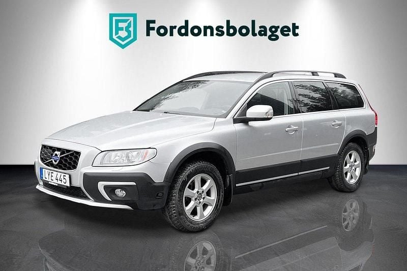 Silver Begagnad 2016 Volvo XC70 Momentum Kombi | 219 900 kr (Marknadspris) - Bild 1/4
