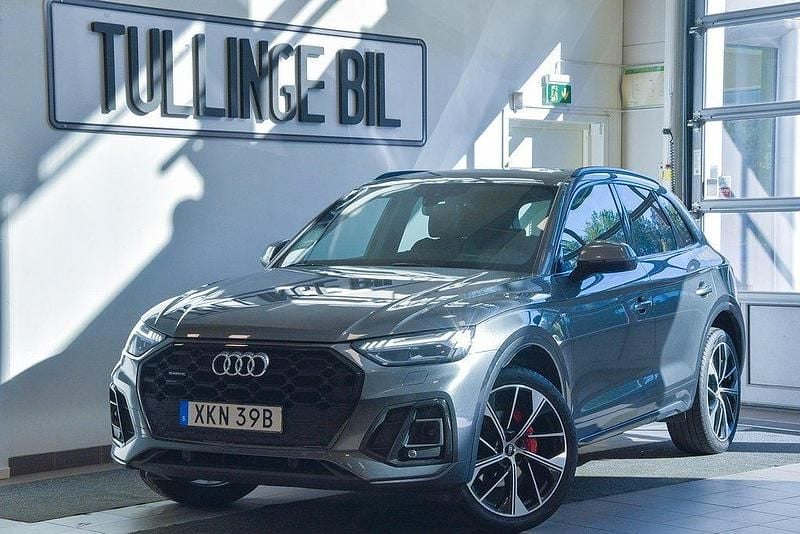 Grå Begagnad 2020 Audi Q5 S-Line SUV | 394 900 kr (Lite dyr) - Bild 1/4
