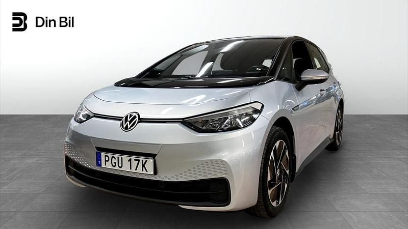Begagnad VW ID.3 Pro Performance 150 kW (204 HK) 2022 Scale silver metallic bla Halvkombi