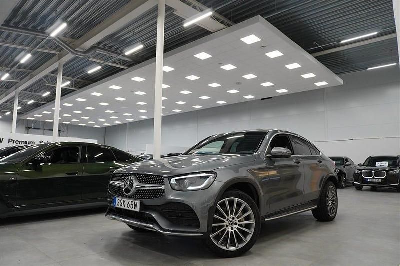 Grå Begagnad 2021 Mercedes E300 AMG SUV | 469 900 kr (Dyr) - Bild 1/4