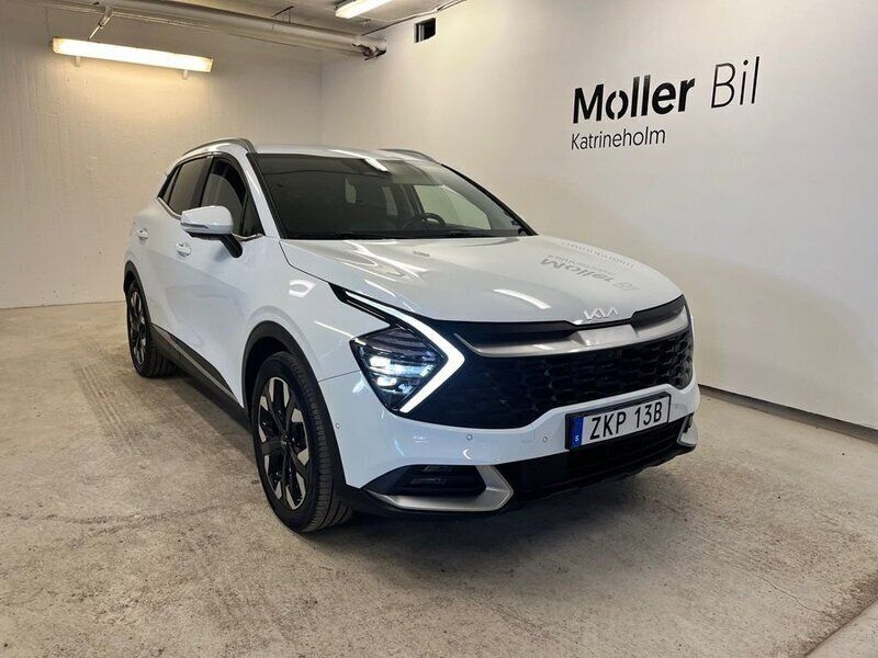 Vit Begagnad 2022 Kia Sportage 2 SUV | 349 000 kr (Marknadspris) - Bild 1/4