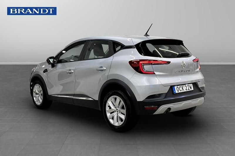 Begagnad Renault Captur Zen 91 HK (66 kW) 2021 Silver SUV