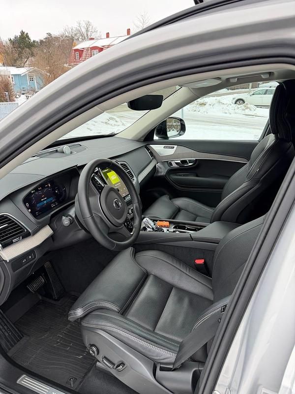 Begagnad Volvo XC90 456 HK (335 kW) 2025 SUV