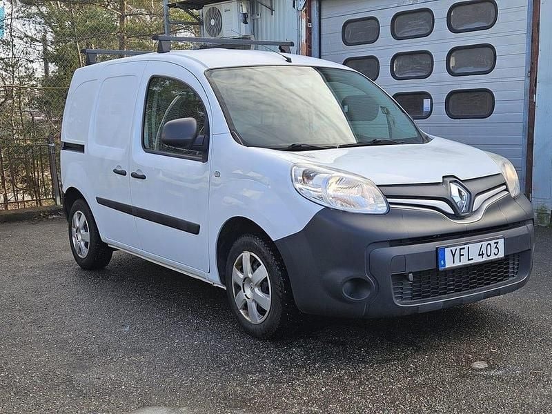 Begagnad Renault Kangoo 75 HK (55 kW) 2017 Vit Minibuss