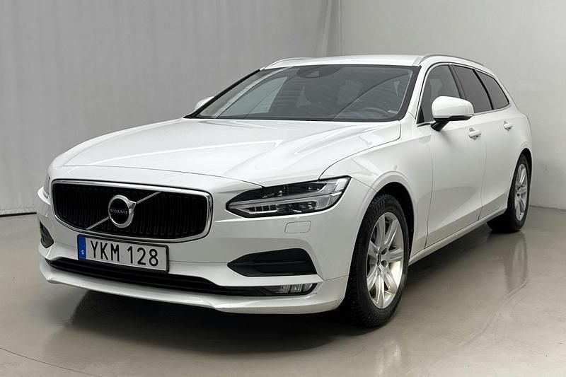 Vit Begagnad 2017 Volvo V90 Momentum Kombi | 169 000 kr (Marknadspris) - Bild 1/4