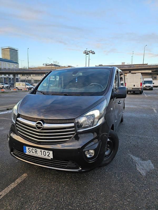 Begagnad 2017 Opel Vivaro Minibuss | 126 500 kr (Superpris) - Bild 1/4