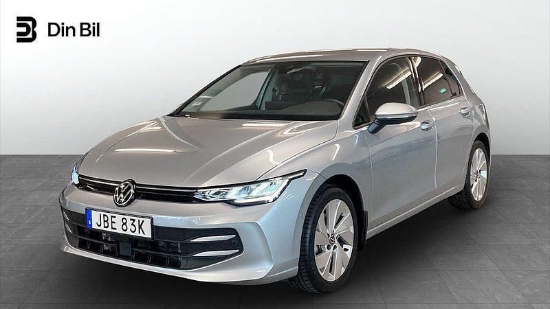 Silver Begagnad 2025 VW Golf VIII Life Kombi | 299 900 kr (Bra pris) - Bild 1/4