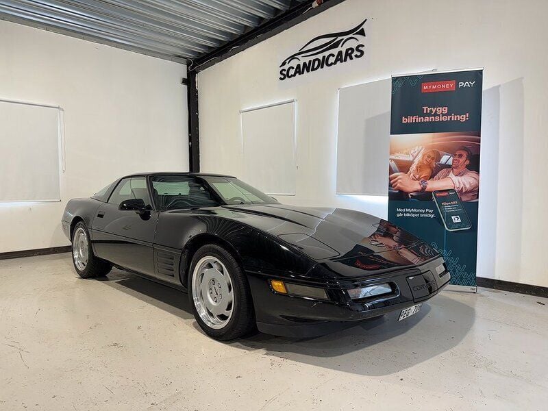 Svart Begagnad 1991 Chevrolet Corvette | 129 900 kr - Bild 1/4