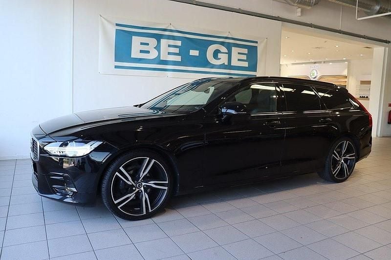Svart Begagnad 2020 Volvo V90 R-Design Kombi | 299 900 kr (Marknadspris) - Bild 1/4