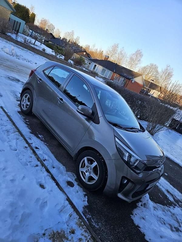 Begagnad Kia Picanto 67 HK (49 kW) 2018 Halvkombi