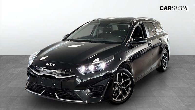Svart Begagnad 2022 Kia Ceed Sportswagon Kombi | 224 900 kr (Marknadspris) - Bild 1/4