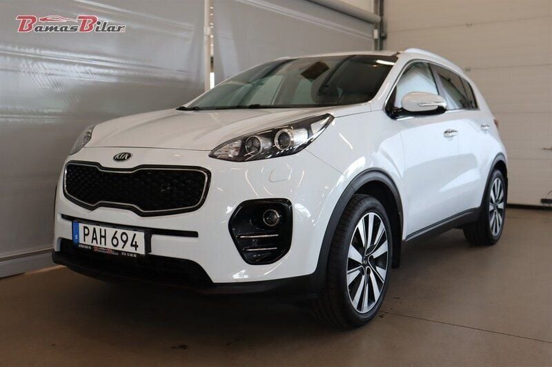 Vit Begagnad 2016 Kia Sportage Advance SUV | 139 900 kr (Marknadspris) - Bild 1/4