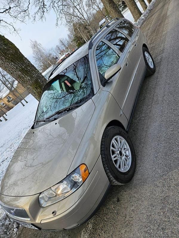 Begagnad Volvo V70 170 HK (125 kW) 2005 Kombi